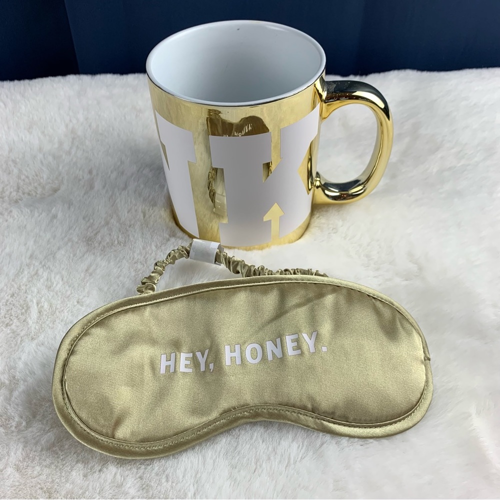 VS Large PINK Coffee Mug 29.76 oz Shiny Gold White Sleep Mask Incl. Neve…